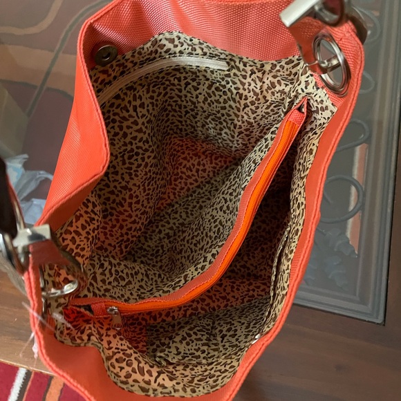 OKPTA1519426 Women’s shoulder Handbag Salmon color NWOT - Picture 10 of 10